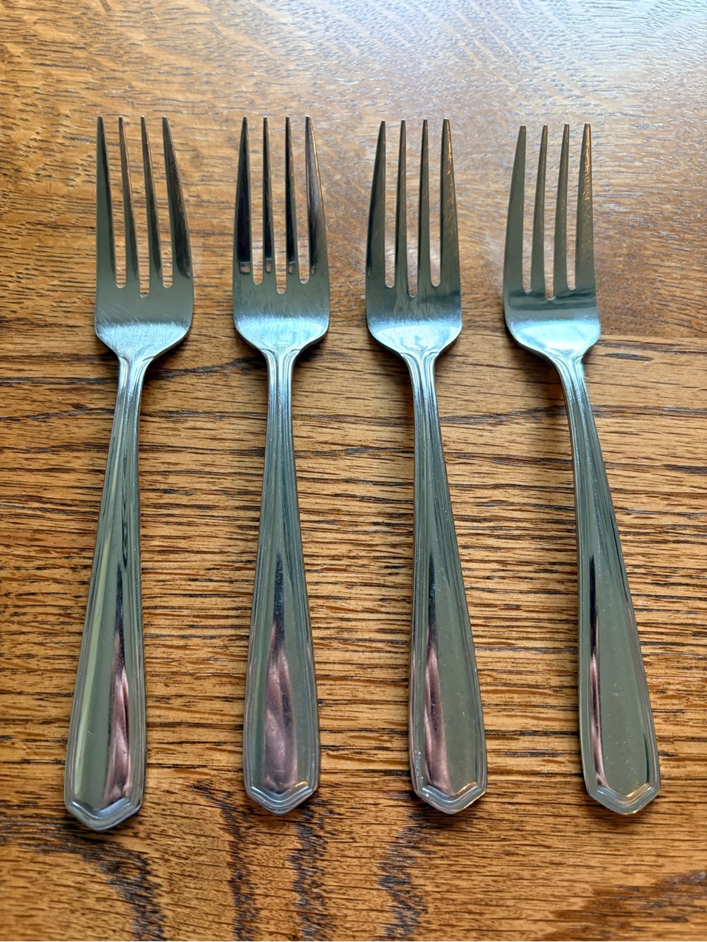 Reed & Barton Tarbor Stainless Steel Salad Forks - Set of 4- pre-loved